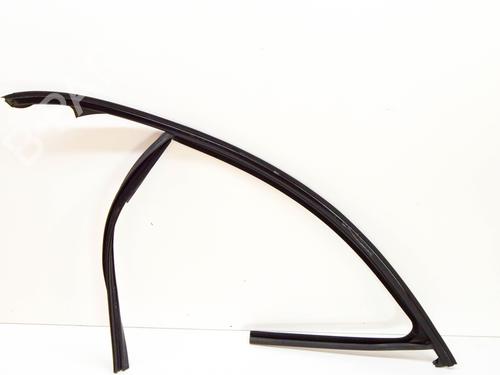 Used Door moulding trim MERCEDES-BENZ GLE Coupe (C292) 450 AMG 4-matic (292.364) (367 hp) 14650877