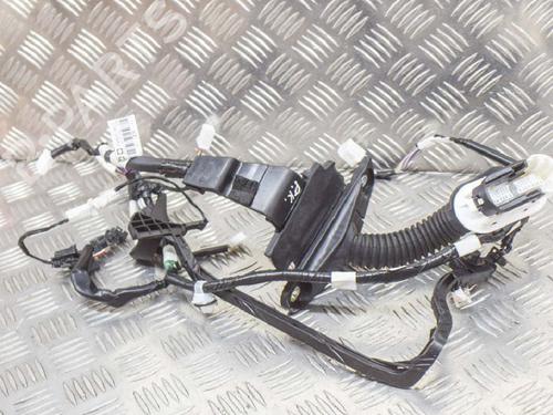Used Wiring harness TOYOTA C-HR (_X1_) 1.8 Hybrid (ZYX10_, ZYX11_, ZYX10R, ZYX11R) (122 hp) 25938963