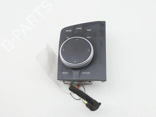 switch-bmw-3-g20-g80-g28-2018-39646532 main image