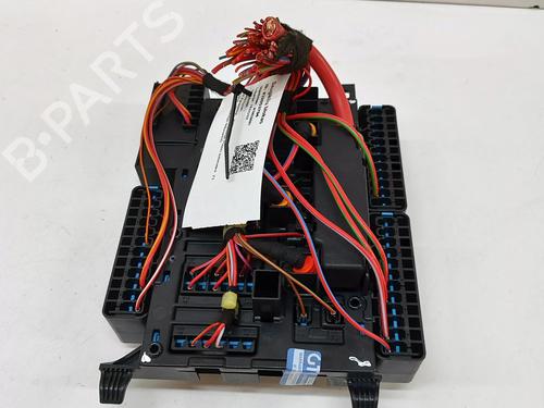 Fuse box BMW X1 (F48) xDrive 20 d | BP29227457E1