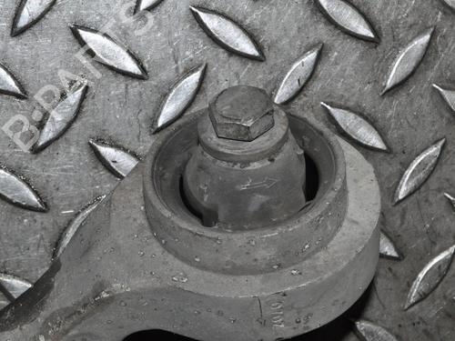 Used Right front suspension arm AUDI A4 B7 Avant (8ED) 2.7 TDI (180 hp) 30256535