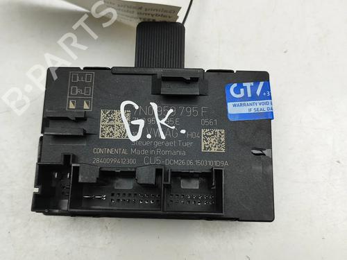 electronic-module-skoda-yeti-5l-2009-2010-2011-2012-2013-2014-2015-2016-2017-33386272 main image