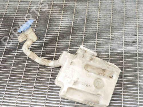 Windscreen washer tank AUDI A3 (8P1) 2.0 TDI 16V | BP6749564C113 