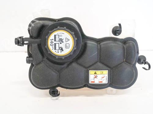 expansion-tank-jaguar-f-pace-x761-30-sdv6-awd-2015-7800841 main image