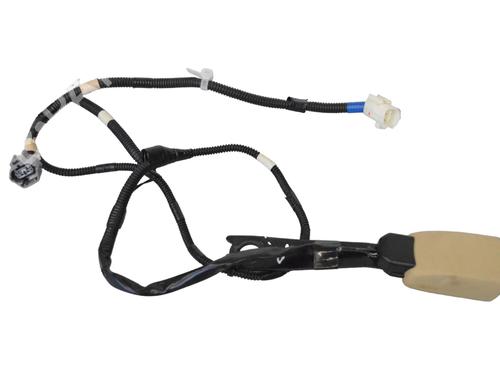 seat-buckle-lexus-gs-_s19_-2005-2006-2007-2008-2009-2010-2011-2012-33363021 main image