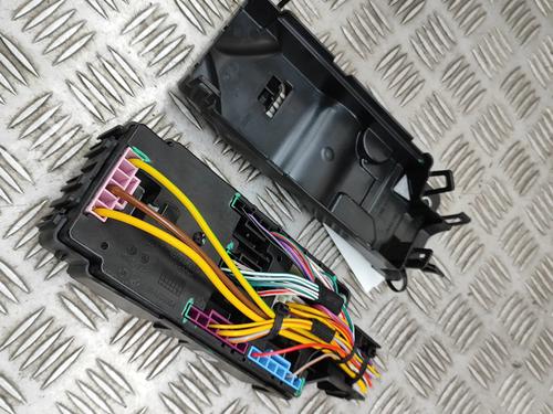 Fuse box JAGUAR F-PACE (X761) 2.0 P400e Plug-in Hybrid | BP28275656E1  - Image 5