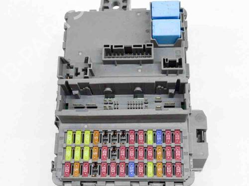 Używane Skrzynka bezpieczników HONDA CR-V V (RW_, RT_) 1.5 VTEC (RW1) (173 hp) 27760316