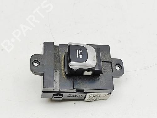 Højre bagtil elrude kontakt KIA OPTIMA Sportswagon (JF) 1.7 CRDi (141 hp) 30596421