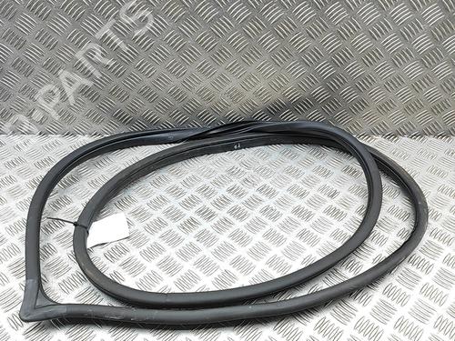 Used Rubber door seal HYUNDAI TUCSON (TL, TLE) 1.6 CRDi (136 hp) 30754490