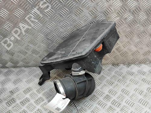 Used Pipe BMW 5 (G30, F90) 530 e Plug-in-Hybrid xDrive (252 hp) 16639522