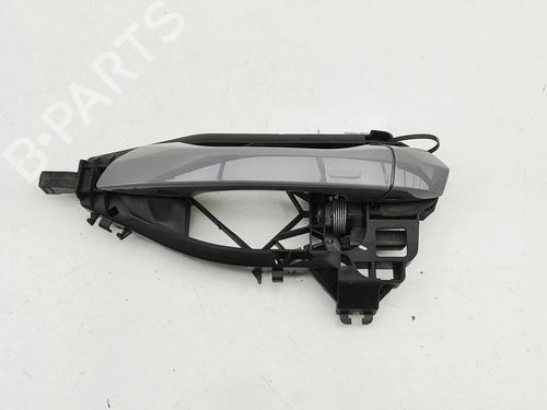Used Front left exterior door handle Front left exterior door handle 33549475 33549475