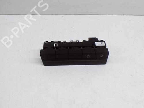 Used Switch SKODA OCTAVIA III (5E3, NL3, NR3) 1.6 TDI (110 hp) 8838185