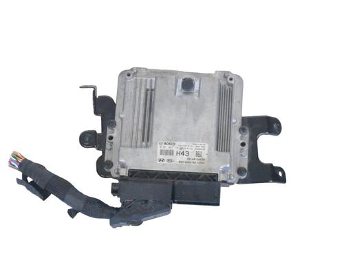 Used Engine control unit (ECU) HYUNDAI i40 I CW (VF) 1.7 CRDi (116 hp) 9866384