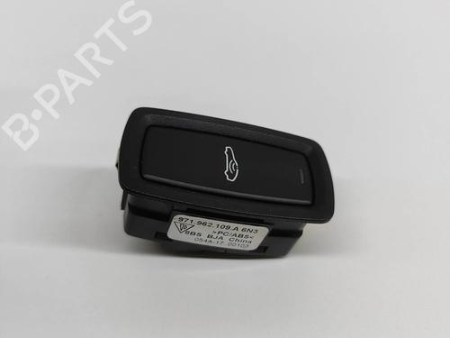 Used Switch PORSCHE PANAMERA (971) 3.0 (97AAA1, 97BAA1) (330 hp) 23562164
