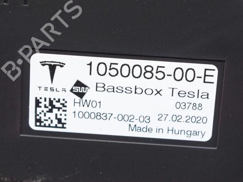 Electronic module TESLA MODEL X (5YJX) P100D AWD | BP10400593M83 