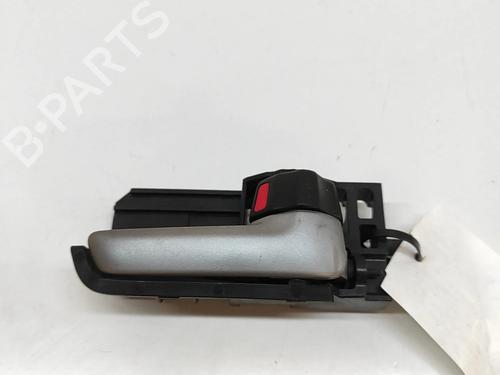 Used Front right interior door handle SUZUKI SX4 (EY, GY) 1.9 DDiS (RW419D) (120 hp) 28436907