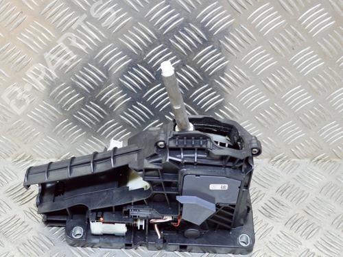 Used Gear lever VOLVO XC60 II (246) D4 AWD (190 hp) 8074087
