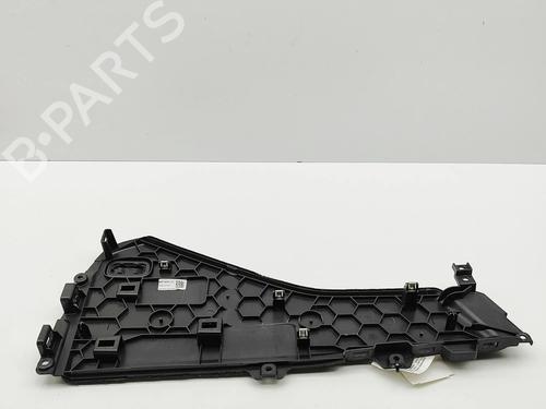 Middle console LAND ROVER DISCOVERY V (L462) D300 MHEV 4x4 | BP30644234I22