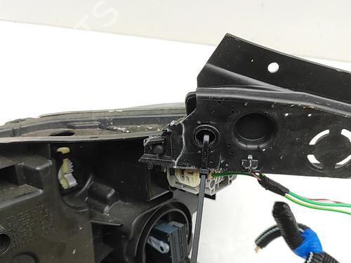 Right headlight PORSCHE CAYENNE Coupe (9YB) 3.0 AWD (9YBAA1) | BP33732597C29 - Image 4