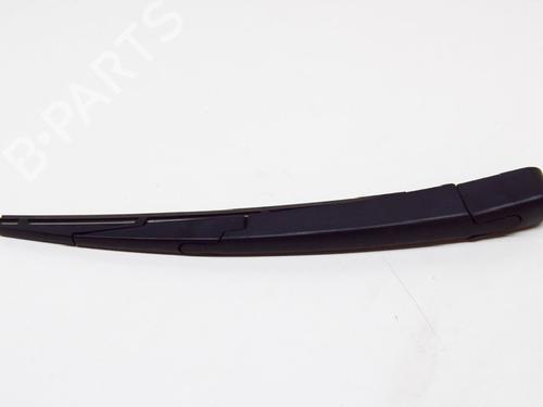Used Rear windshield wiper arm KIA SPORTAGE IV (QL, QLE) 1.6 GDI (132 hp) 14617224