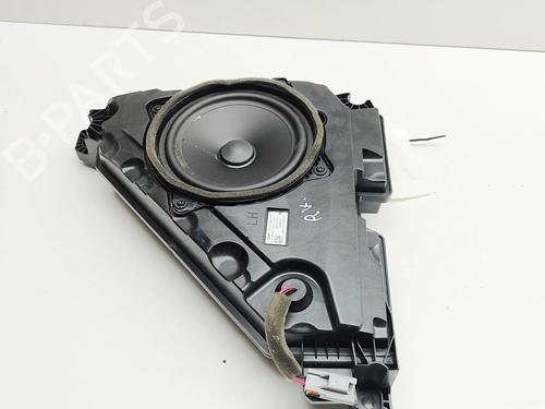 Speaker ASTON MARTIN DBX 4.0 All-wheel Drive | BP36809322E2 - Image 4