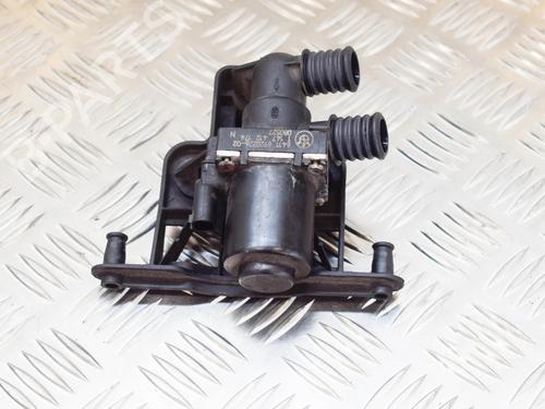 Used Auxiliary water pump Auxiliary water pump BMW 3 Touring (E91) 320 d (177 hp) 14667272 14667272