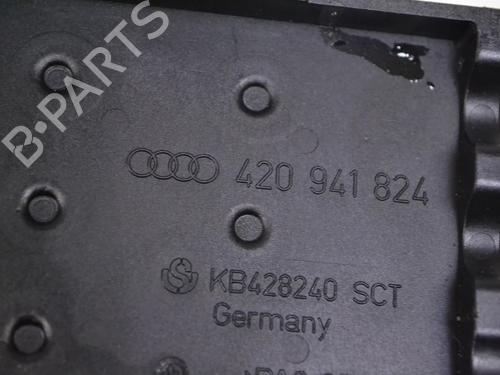 Fuse box AUDI R8 (422, 423) 5.2 FSI quattro | BP36042896E1 - Image 5