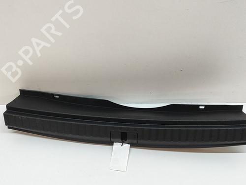 Used Tailgate trim SKODA OCTAVIA IV Combi (NX5, PV5) 1.5 TSi (150 hp) 28687513