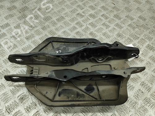 Used Left rear suspension arm Left rear suspension arm BMW X5 (G05, F95) xDrive 45 e Plug-in Hybrid (394 hp) 26581841 26581841