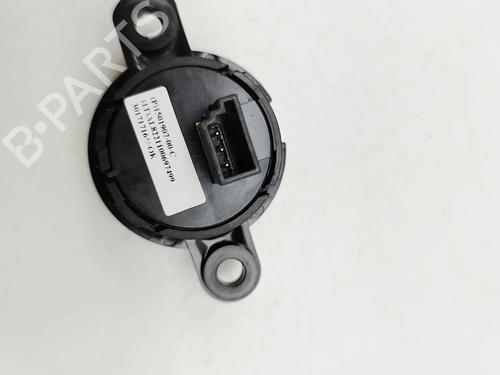 Switch TESLA MODEL Y (5YJY) Long Range All-wheel Drive | BP33394446I30  - Image 6