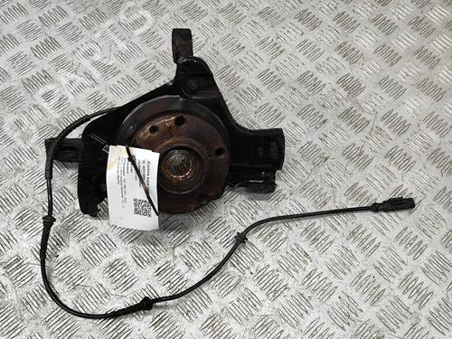 Used Left front steering knuckle FIAT 500L (351_, 352_) 1.6 D Multijet (199LYD1B) (105 hp) 22807165