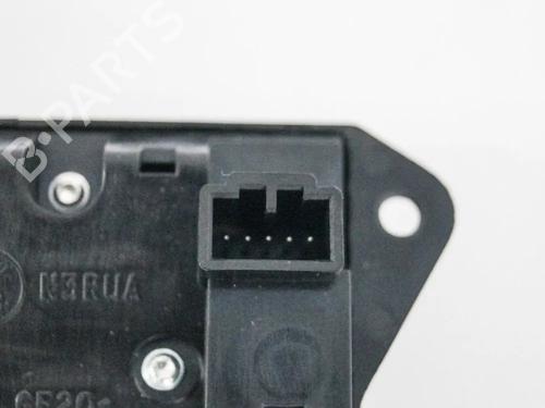 Used Switch Switch LAND ROVER RANGE ROVER EVOQUE (L538) 2.2 D 4x4 (190 hp) 6736088 6736088