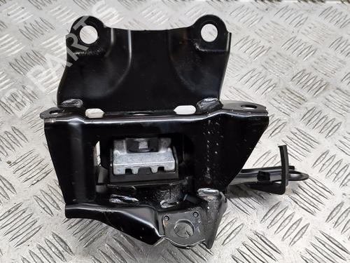 Used Engine mount TOYOTA YARIS (_P21_, _PA1_, _PH1_) 1.5 Hybrid (MXPH10, MXPH11) (116 hp) 28558802