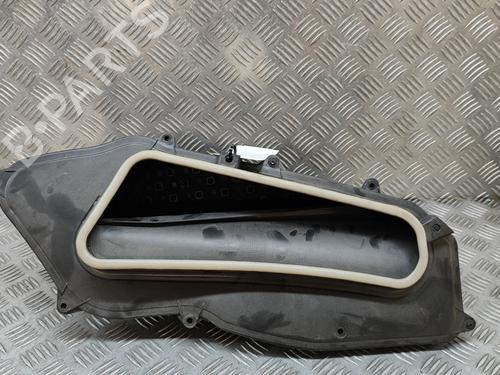 Used Air filter box MERCEDES-BENZ S-CLASS (W222, V222, X222) S 500 (222.082, 222.182) (435 hp) 28433008