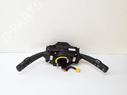 Used Steering column stalk VOLVO XC60 I SUV (156) D4 (181 hp) 10735329