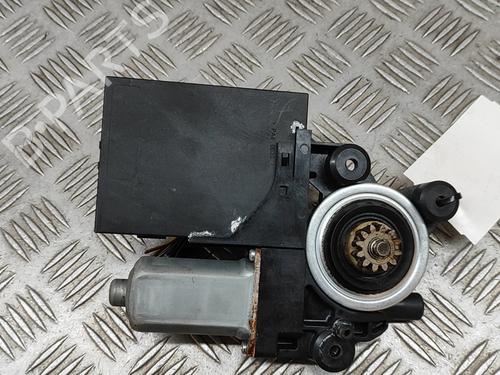 Left front window motor VOLVO V50 (545) D2 | BP28546574E21