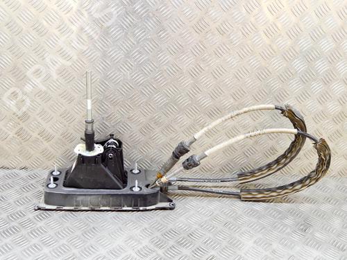 Used Gear lever Gear lever SKODA OCTAVIA III Combi (5E5, 5E6) 1.6 TDI 4x4 (105 hp) 13386438 13386438