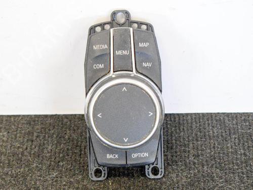 Used Switch BMW 5 (G30, F90) 530 e Plug-in-Hybrid (252 hp) 8833649