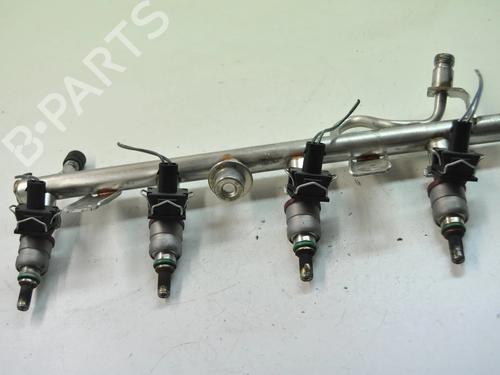 Used Injection rail MERCEDES-BENZ C-CLASS (W204) C 200 Kompressor (204.041) (184 hp) 9901300