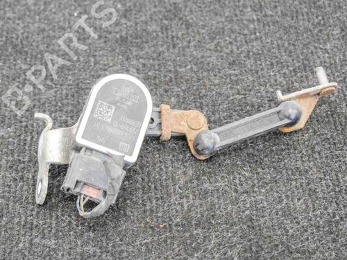 Used Electronic sensor BMW 5 (F10) 520 d (184 hp) 14607675