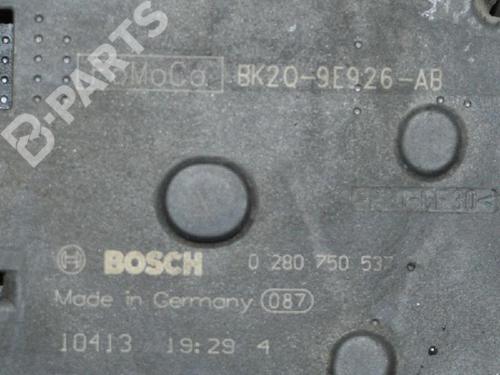 Used Throttle body Throttle body CITROËN JUMPER II Van 2.2 HDi 130 (130 hp) 6837590 6837590