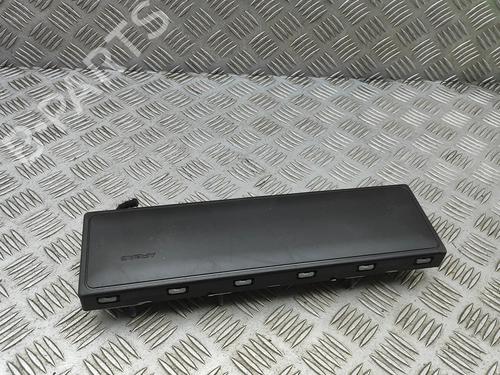 Used Knee airbag Knee airbag PORSCHE TAYCAN Sport Turismo (Y1C) 4S Performance Battery Plus (Y1CDB1) (571 hp) 33385074 33385074