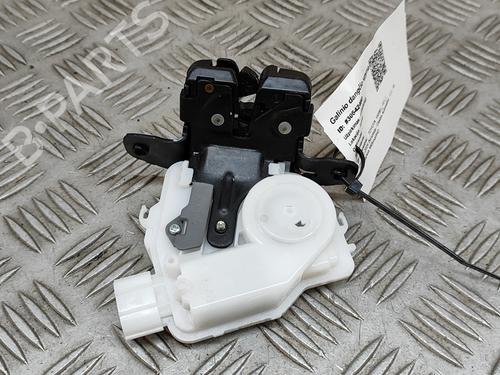 Used Tailgate lock TOYOTA YARIS (_P21_, _PA1_, _PH1_) 1.5 Hybrid (MXPH10, MXPH11) (116 hp) 28559800