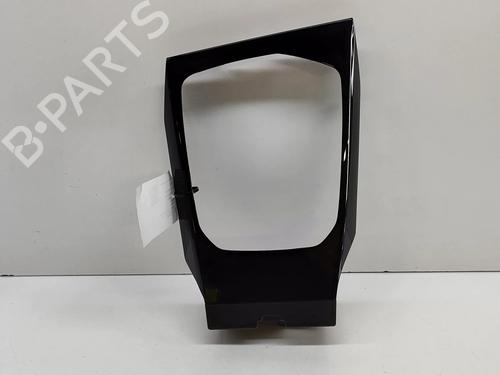 middle-console-bmw-3-g20-g80-g28-2018-25615215 main image