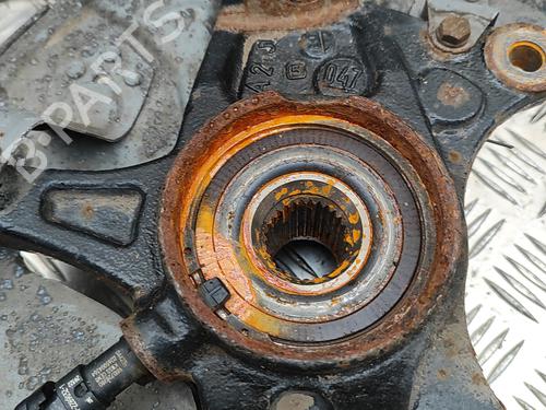 Right front steering knuckle PEUGEOT 3008 II SUV (MC_, MR_, MJ_, M4_) Hybrid 180 (M4DGLU) | BP30178158M26 