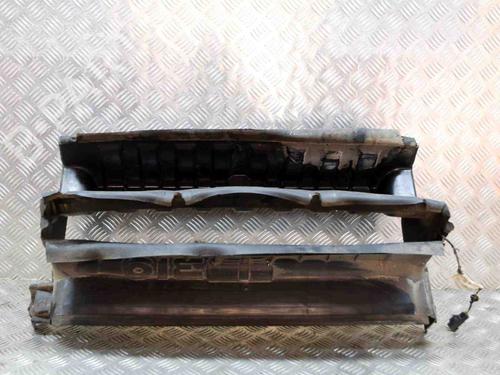 Grille LAND ROVER DISCOVERY III (L319) 2.7 TD 4x4 | BP14630800C40 