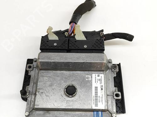 Used Engine control unit (ECU) Engine control unit (ECU) PEUGEOT 2008 II (UD_, US_, UY_, UJ_, UR_, UC_) e-2008 (UKZKXZ) (136 hp) 33369385 33369385