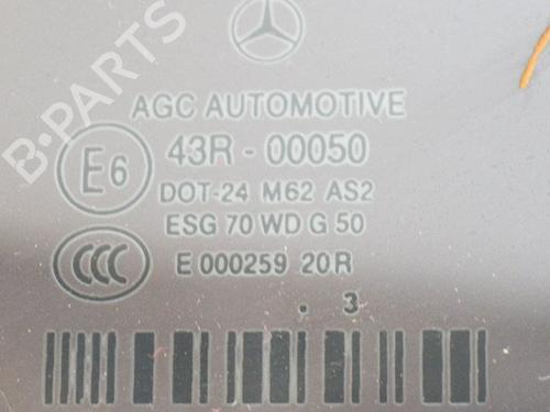 Rear left quarter glass LAND ROVER DISCOVERY IV (L319) 3.0 TD 4x4 | BP10399733C93 