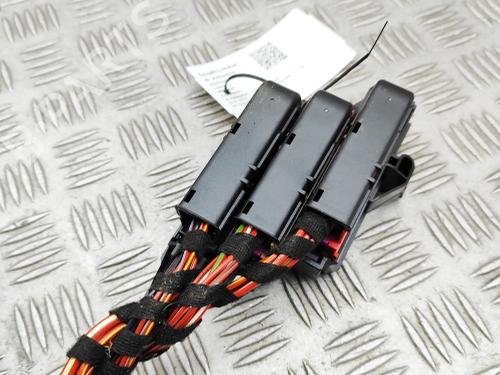 Fuse box PORSCHE MACAN (95B) 3.0 S Diesel | BP40460154E1 - Image 4