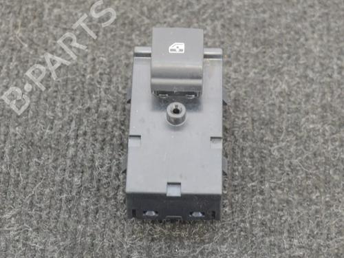 Used Right rear window switch Right rear window switch OPEL ASTRA K (B16) 1.4 Turbo (68) (150 hp) 6749840 6749840